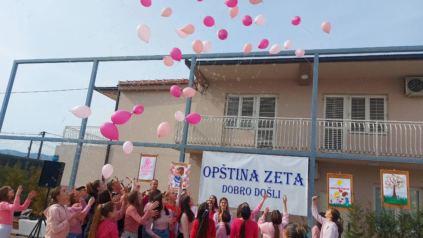 U ZETI OBILJEŽEN DAN RUŽIČASTIH MAJICA